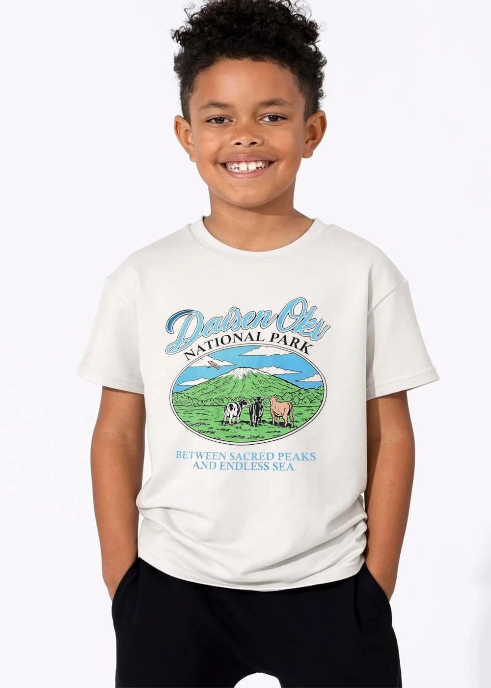 Daisen Oki National Park Between Sacred Peaks And Endless Sea Three Cows shirt