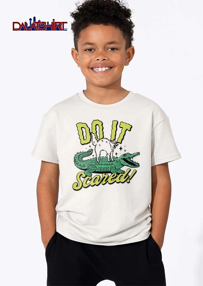 Do It Scared Cartoon White Cat Wearing Sunglasses Standing On Green Alligator Stars shirt