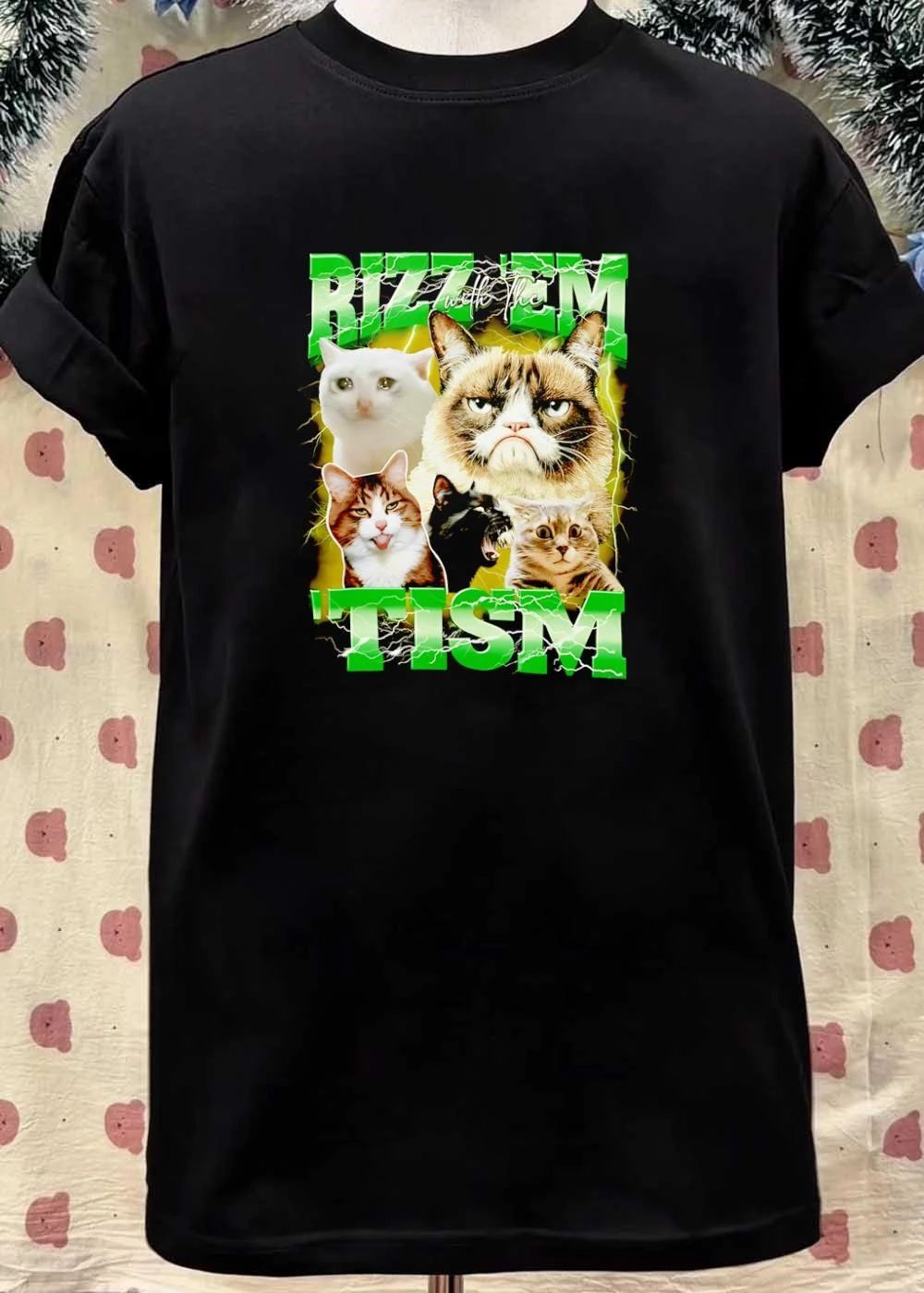 Funny Cats Internet Meme Rizz ’em with the ’tism T-Shirt