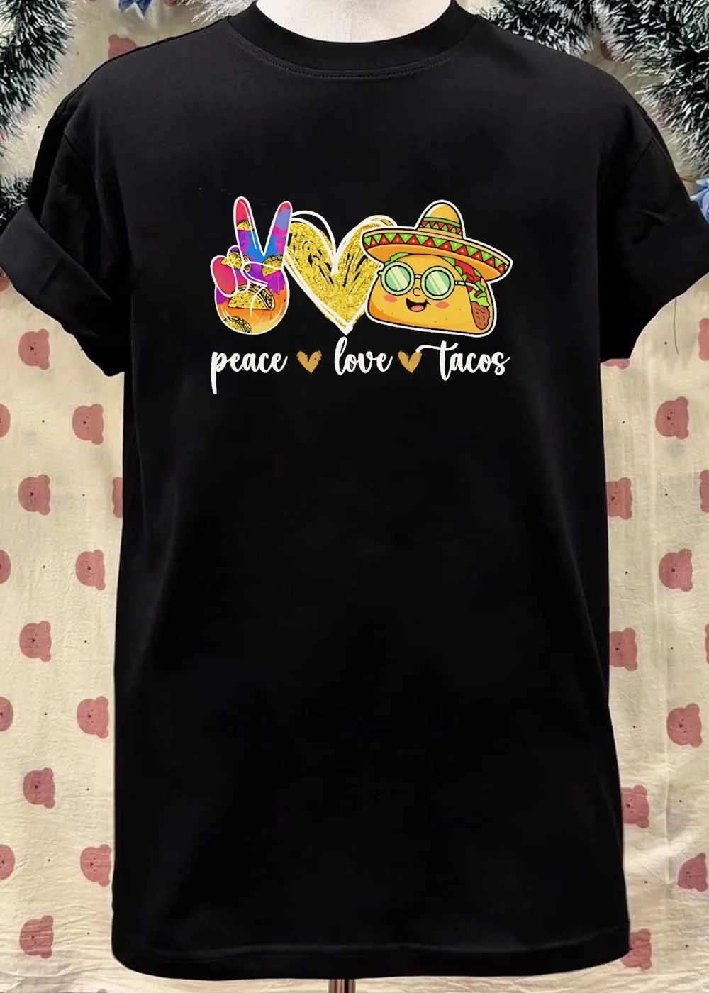 Peace Love Tacos Symbol Heart Sombrero Emoji Food Graphic T-Shirt