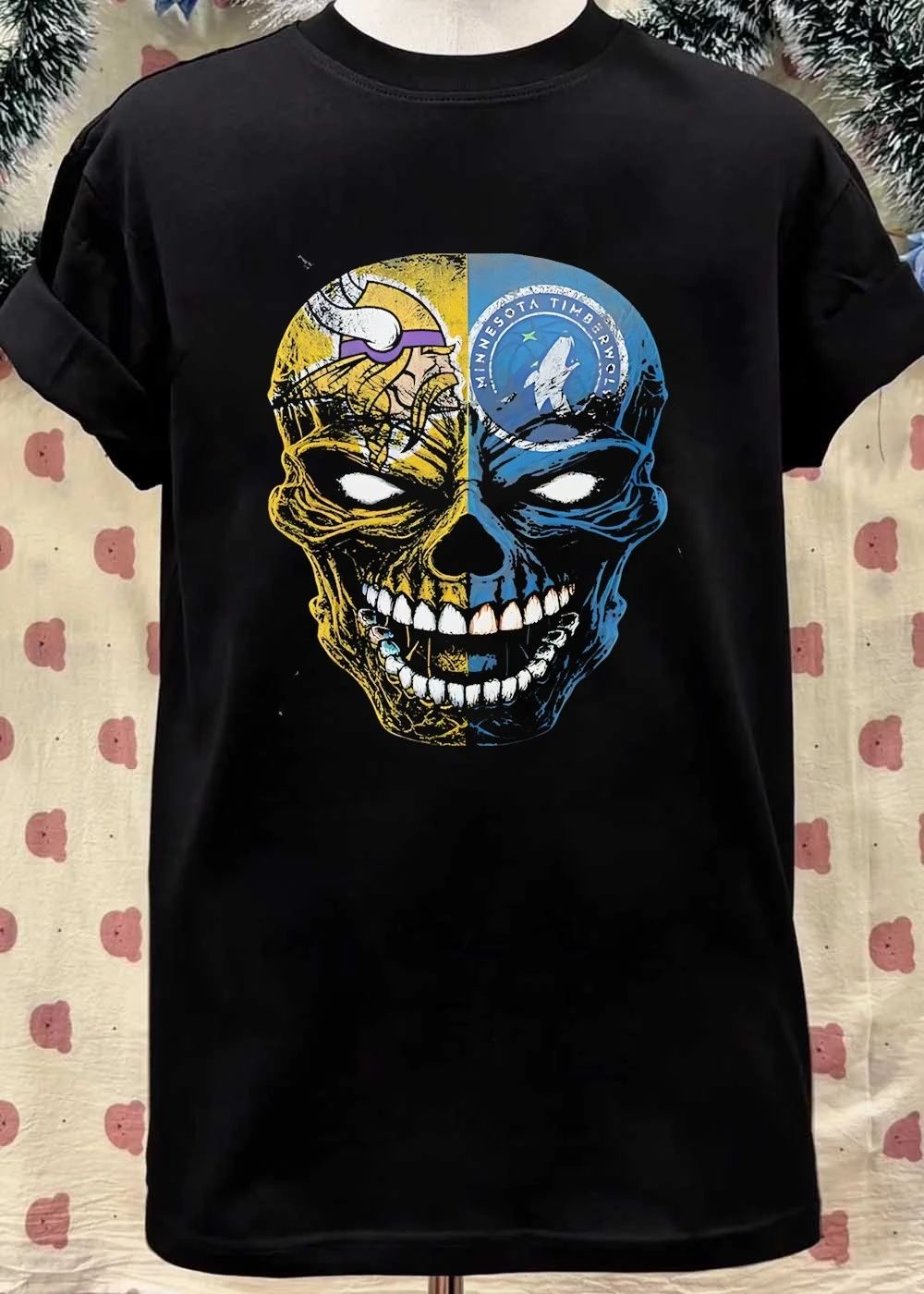 Minnesota Vikings and Timberwolves Skull Logo Fan Art T-Shirt
