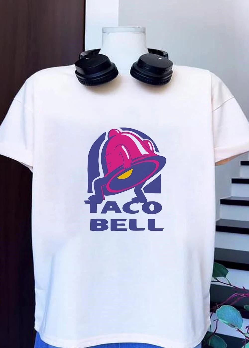 Taco Bell Apparel Funny Dancing Bell Graphic Men’s T-Shirt