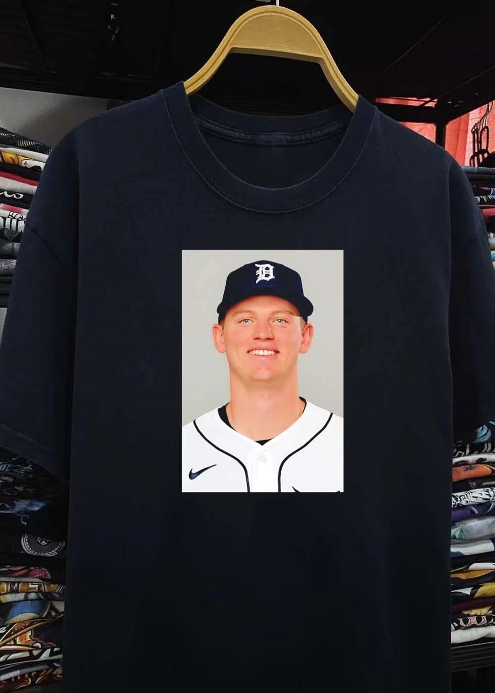 Detroit Tigers Portrait Smiling Athlete Shirt