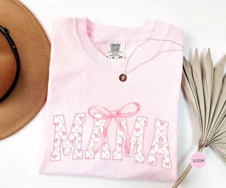 Pink Bow Mama Cute Comfort Tee