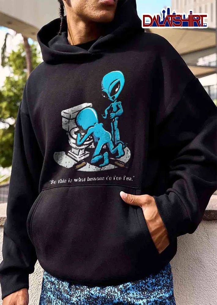 So This Is What Humans Do For Fun Blue Alien Vomiting Toilet Distressed Cartoon shirt