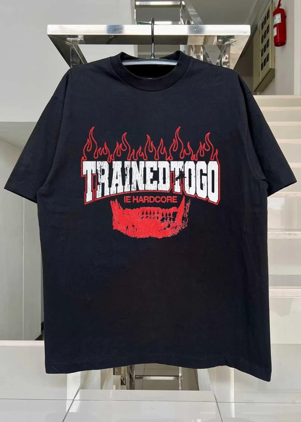 Ie Hardcore TrainedToGo Flaming Text Performance shirt