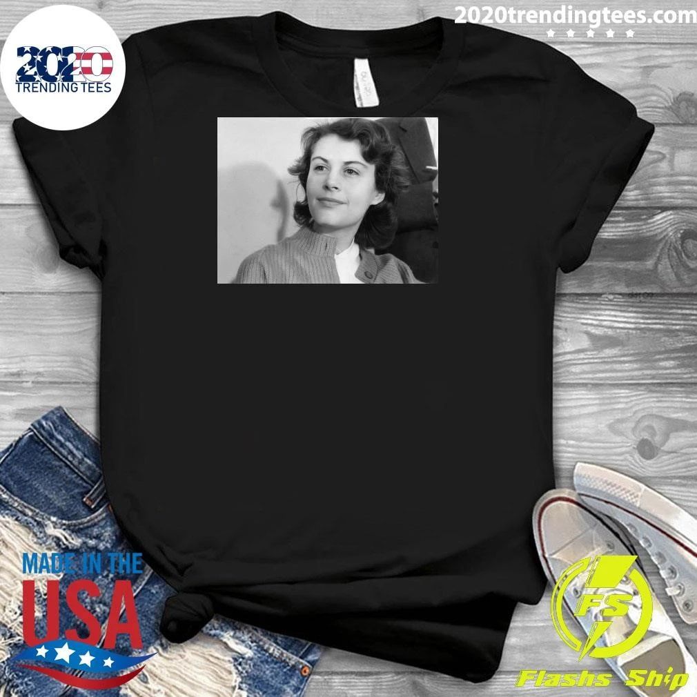 Colette Shulman, Soviet Analyst With On the Ground Insights, Dies at 94 Shirt