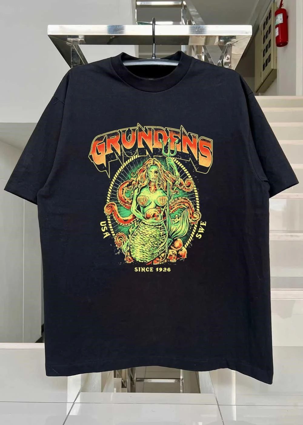Grundens USA SWE Since 1926 Undead Mermaid Holding Skull shirt