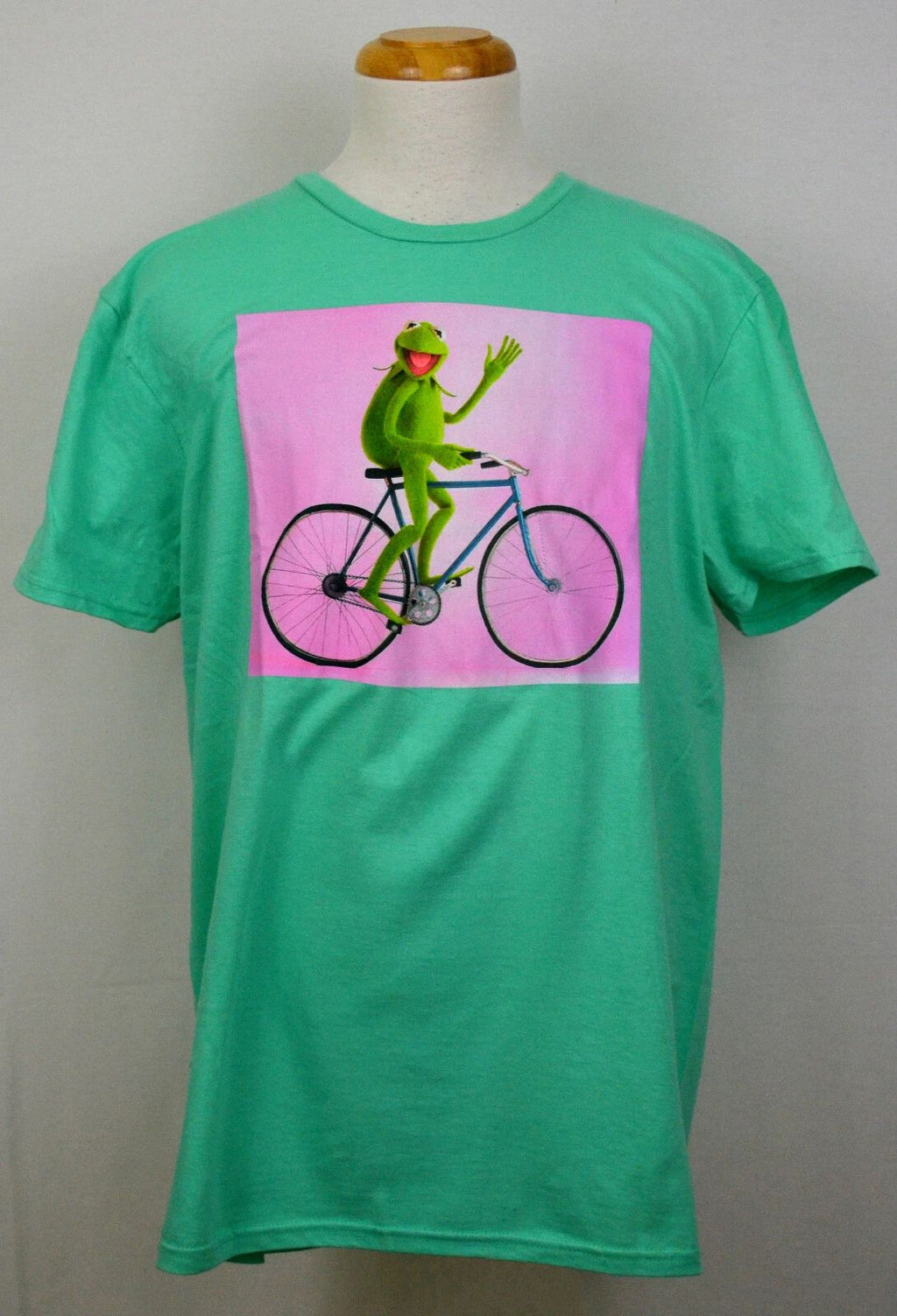 Kermit the Frog T-shirt Muppets Bicycle Riding Graphic Tee Turquoise Cotton NWT