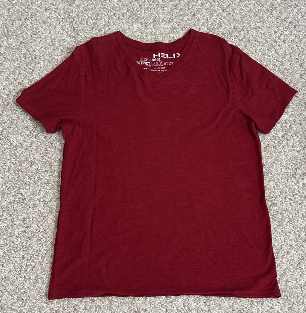 Helix Men’s Large Short Sleeve V-Neck Red Cotton T-shirt Preowned