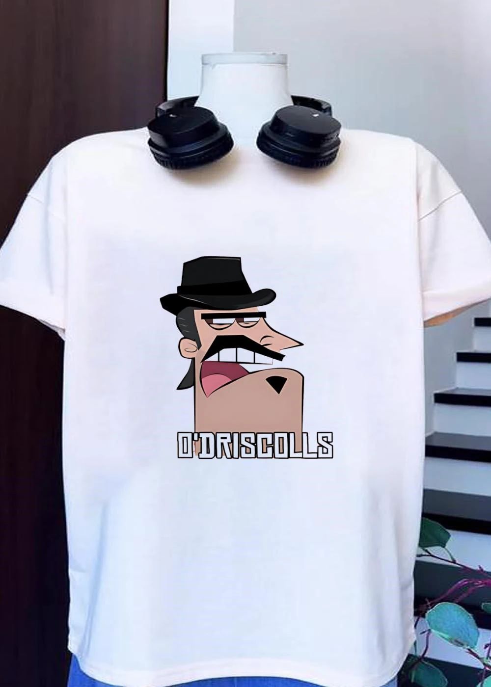 D’Driscolls Cartoon Character Red Dead Redemption Gang Member Shirt