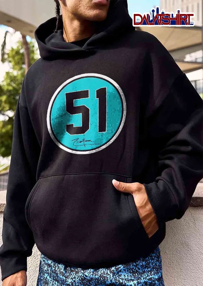 Ichiro Suzuki 51 signature circle shirt