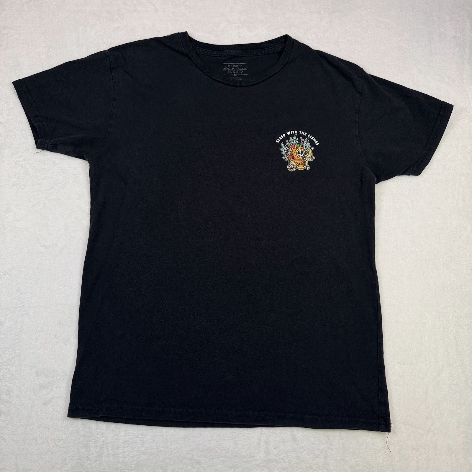 Death Coast Supply Men's Graphic T-Shirt Size M Black Short Sleeve Diver Helmet